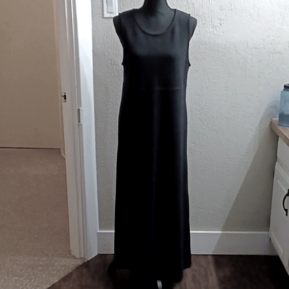 Talbots Black Sleeveless Maxi Dress